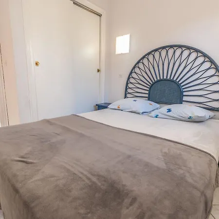 Fantastic With Private Pool In L Escala Holiday home