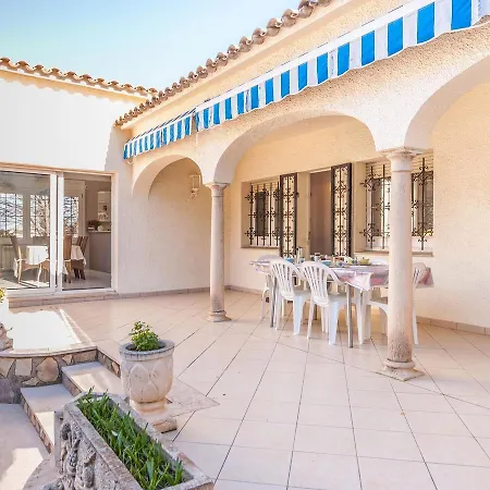 Holiday home Fantastic With Private Pool In L Escala L'Escala