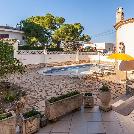 Fantastic With Private Pool In L Escala Hébergement de vacances L' Escala