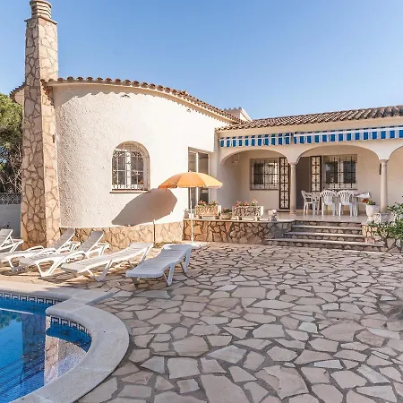 Fantastic With Private Pool In L Escala Holiday home *