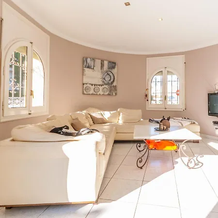 Fantastic With Private Pool In L Escala *