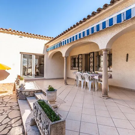 Fantastic With Private Pool In L Escala * L'Escala